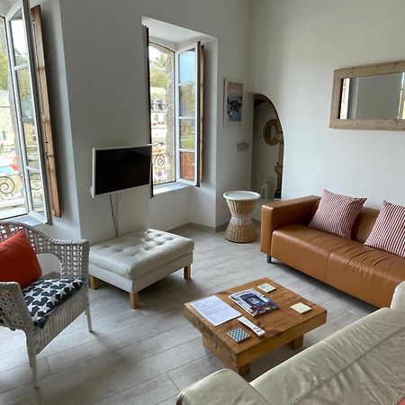 Appartement Au Port Dinan Bagian luar foto